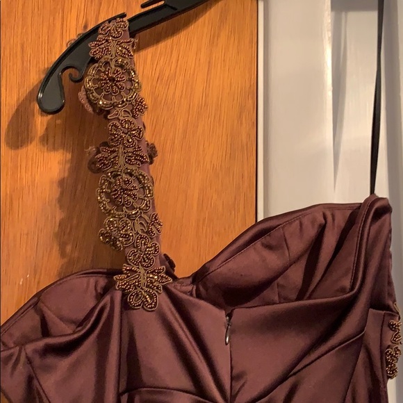 XSCAPE one shoulder brown dress - Picture 6 of 7